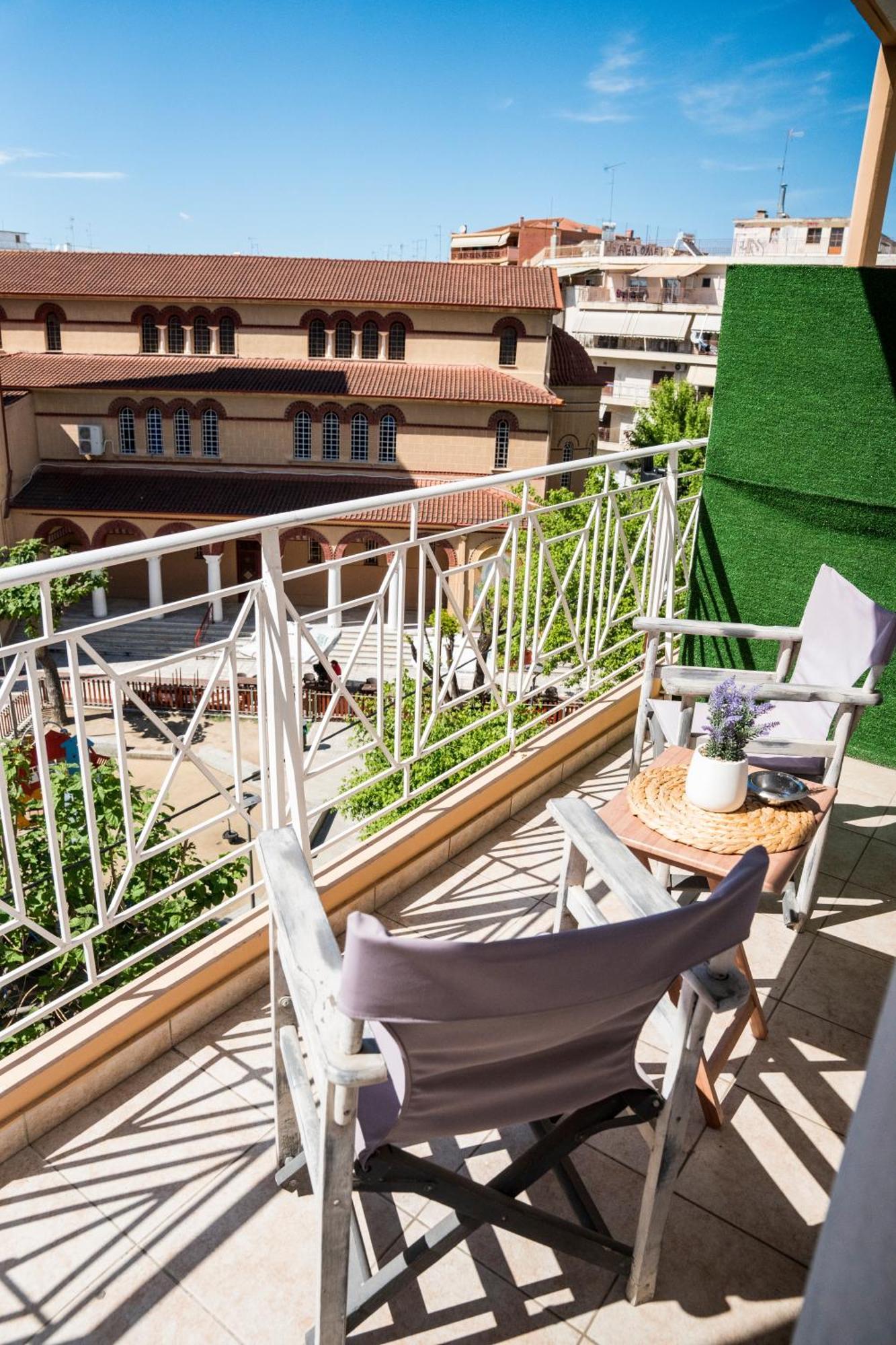 Gk Suites-Constantin View , Auto Check-In 24H Larissa Exteriör bild