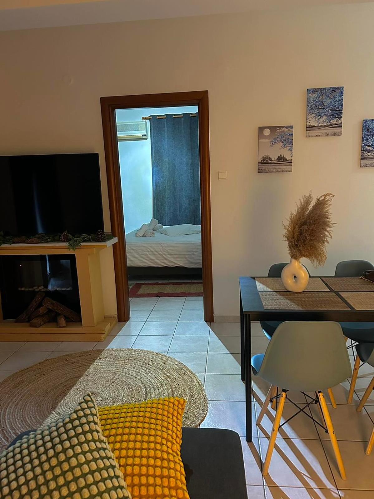 Gk Suites-Constantin View , Auto Check-In 24H Larissa Exteriör bild